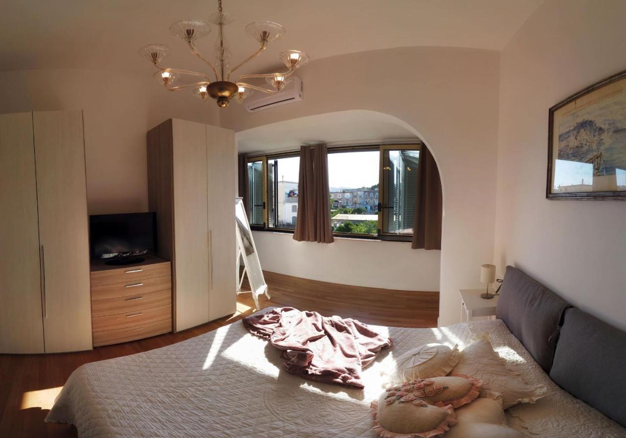Casa Tilde Bacoli Apartment Bagian luar foto
